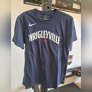 NIKE Wrigleyville men's Large t shirt- royal blue